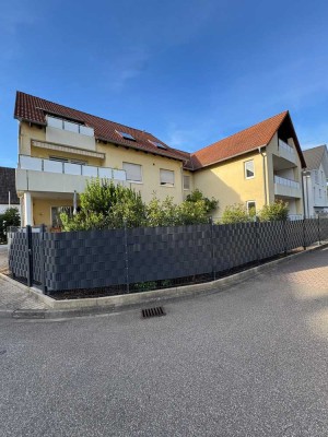 Gepflegte 4-Zimmer-Erdgeschosswohnung mit Balkon in Rastatt-Niederbühl