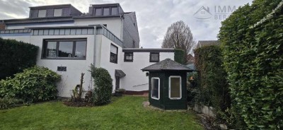 VOR DER TOREN KÖLNS++
DOPPELHAUSHÄLFTE IN RUHIGER LAGE
