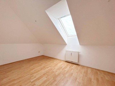 JETZ 2 MONATE MIETFREI SICHERN - ZENTRALE 2 ZIMMER WOHNUNG IN ST. GEORGEN AM WALDE