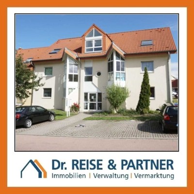 Süße 2-Raum-Dachgeschoss-Wohnung mit EBK