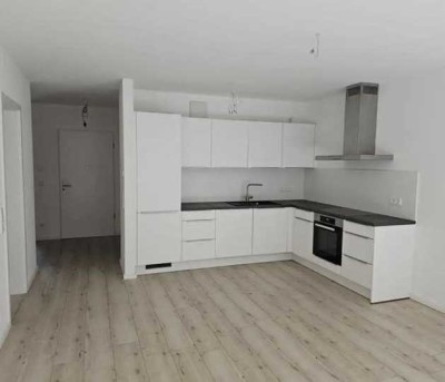 Neuwertige 3-Zimmer-Wohnung mit Balkon und EBK in Mönsheim am Grenzbach *Beschreibung beachten*