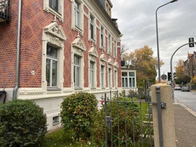 Stilvolle 2-Zimmer-Terrassen-Wohnung mit gehobener Innenausstattung mit Balkon in Dresden