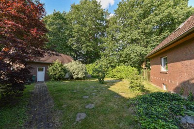 Bungalow mit Kamin & Sauna in schöner Sackgassenlage**