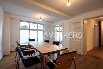 Altbaucharme trifft modernen Wohnkomfort – großzügige 3,5-Zimmer-Wohnung mit Terrasse