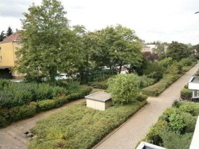 Provisionsfrei *Vermietete 3-Zimmer-Wohnung am Vorgebirgspark*