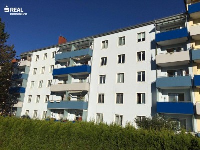 Gepflegte, sonnige 3-Zimmer-Mietwohnung mit Küche &amp; West-Balkon in ruhiger &amp; dennoch zentrumsnaher Lage