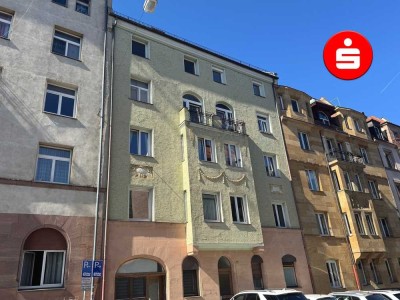Freie 2-Zimmer-Wohnung mit Balkon in St. Leonhard