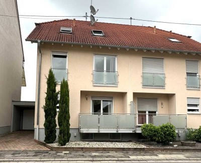 ++ Sehr gepflegte Doppelhaushälfte mit Terrasse, Garten & Garage ! ++