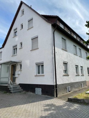 Sofort einziehen - Wohnhaus mit 3 Einheiten nahe Ortskern