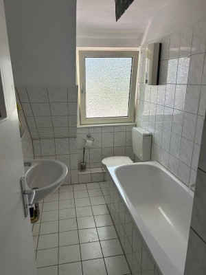 3-Zi.- Dachgeschoßwohnung