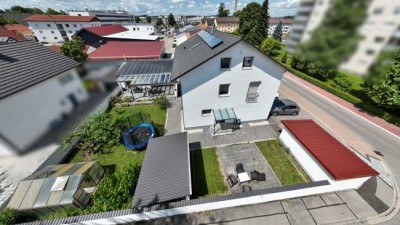 Luxuriöses Mehrfamilienhaus mit 3 Wohnungen