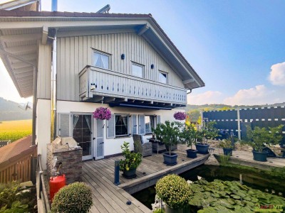 Ruheoase mit High End Wellness Wintergarten und parkähnlichem Grundstück!