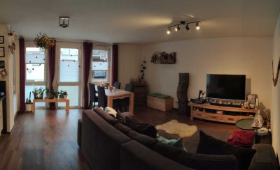 Exklusive, neuwertige 2-Zimmer-Hochparterre-Wohnung mit Balkon und EBK in Gärtringen