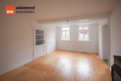 Charmante Erdgeschosswohnung im denkmalgeschützten Fachwerkhaus – bezugsfertig und frisch aufgewerte