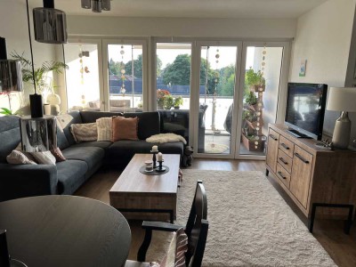 Helle 2-Zimmer-Wohnung mit großem Balkon im 4. OG – Hunde erlaubt, Aufzug vorhanden