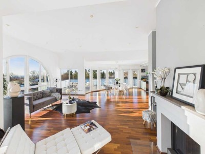 Traumhafte Ausblicke über die Stadt - Elegante Penthouse-Maisonette mit Aufzug