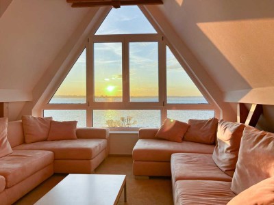 Ihr Wohntraum am Meer: Charmantes Einfamilienhaus mit Panoramablick auf die Kieler Förde