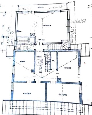 Großzügige 4-Zimmer-Wohnung mit Balkon und herrlicher Alpensicht