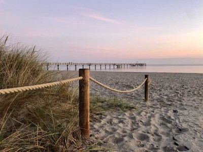 Den Strand vor der Tür, Traumwohnung mit Meerblick in exponierter Lage!