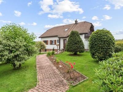 Jetzt für die Zukunft sichern: Einfamilienhaus und Gewerbe in Auerbach