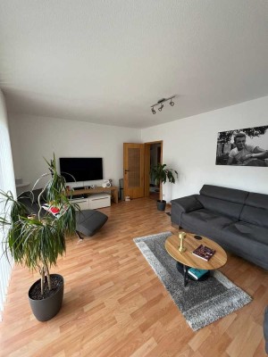 Modernisierte 2-Raum-Wohnung mit Terrasse und Einbauküche in Braunschweig