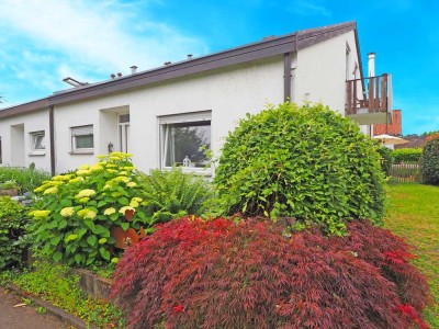 Gepflegte Doppelhaushälfte mit Garten und großer Terrasse in bester Wohnlage