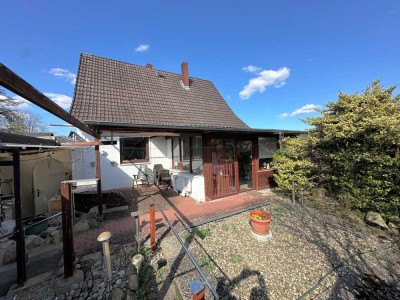 6 Zimmer Einfamilienhaus 
auf sonnigem & ruhigem Eckgrundstück
