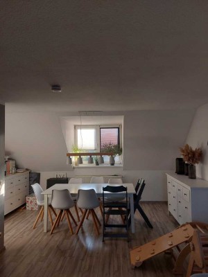 Freundliche 3-Zimmer-Wohnung in Freiberg inkl. Stellplatz (Uni & Zentrumsnah)