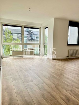 Erstbezug nach Sanierung, helle Wohnung, mitten in der City
