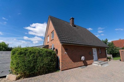Schönes Einfamilienhaus in Massivbauweise in Eutin ohne Makler