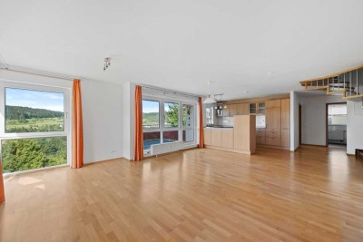 Charmante und gepflegte 3,5-Zimmer-Maisonette-Wohnung mit EBK in Nagold-Emmingen