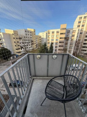 Untermieter für Studio Apartment bis mindestens September beim Ostbahnhof