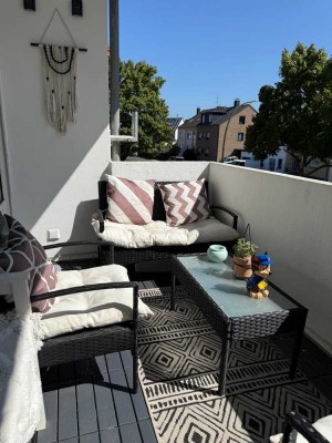 Schicke 3-Zimmer-Wohnung mit Balkon und Tiefgarage in Troisdorf-Oberlar