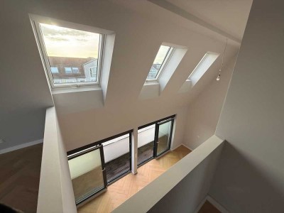 Luxuriöse Dachgeschosswohnung mit Galerie mit 2 Terrassen