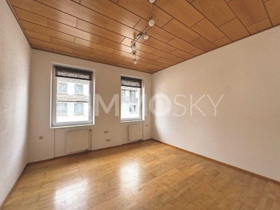 *Modernisiertes MFH mit 3 Wohneinheiten und Gewerbepotenzial*