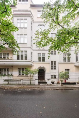 Charlottenburg, Bregenzer Str.-Himmelsoase im DG, 4 Terrassen, Licht, Stille & Ausbaupotenzial