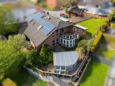 EFH mit Wellnessbereich Wintergarten, Kamin und Bar; ein Traum mit Baureserve in Do-Bodelschwingh