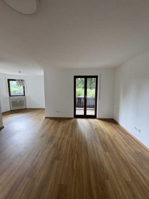 Geräumige, helle 3-Zimmer Wohnung mit 3 Balkonen