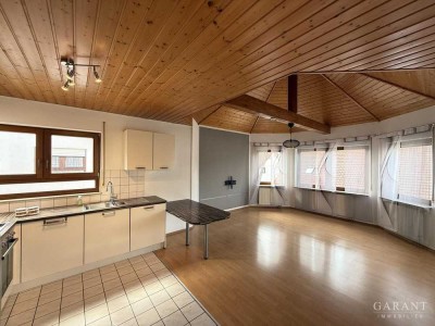 Hier hat Ihre Suche möglicherweise ein Ende: Bezaubernde offene Maisonette mit gaaaanz viel Charme!