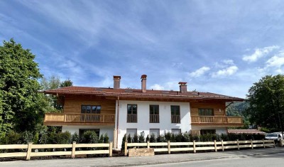 Modern und traditionell in zentraler Lage von Rottach-Egern