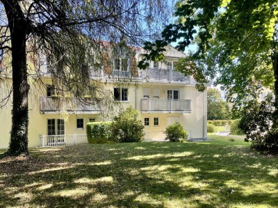 Helle 2-Zimmer Wohnung mit Balkon in Meerane