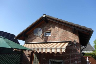 feiner Eigentumskleingarten mit massivem Haus