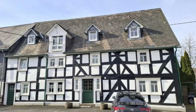 Historisches Fachwerkhaus mit Charme - Solide Kapitalanlage in bester Lage