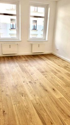 Helle 3-Zimmer-Wohnung mit schönem Balkon am Lene-Voigt-Park - ruhig und zentrumsnah, Erstbezug