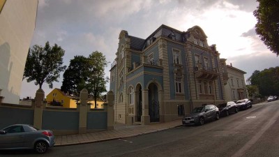 Aufwendig sanierte Jugendstil-Wohnung in Hof/Saale, Innenstadt