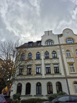 Gemütliche 2-Zimmer-Wohnung mit Einbauküche und großem Balkon