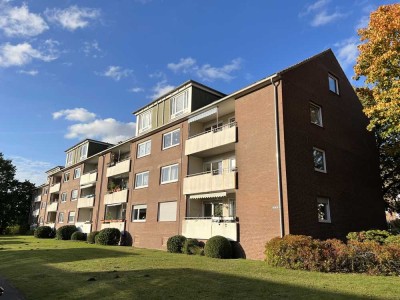 Schöne Dachgeschoss- Wohnung in der Gartenstadt