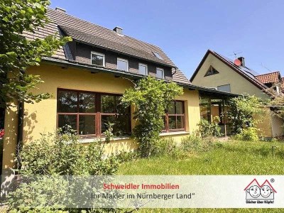 Großzügiges 1-2-Familienhaus im Landhausstil mit Gartenidylle u.v.m. in Bestlage von Rückersdorf