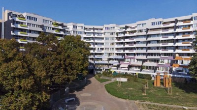 Helle uns großzügige 3 Zimmer Wohnung mit Balkon