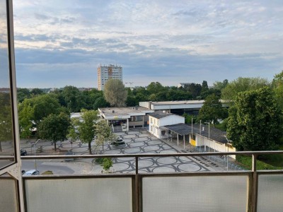 Brauhausstraße -  4 Zimmer mit 2 Balkone und Garage